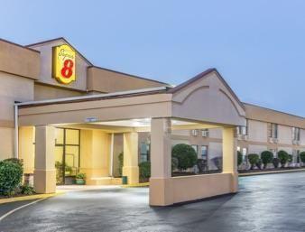 Super 8 By Wyndham Downtown Area Hotel 2*